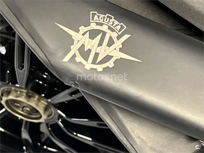 MV Agusta Dragster 800 - Vista 10