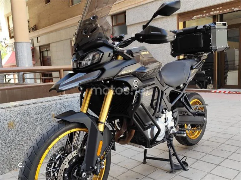 Voge 900 DSX – Vista 4