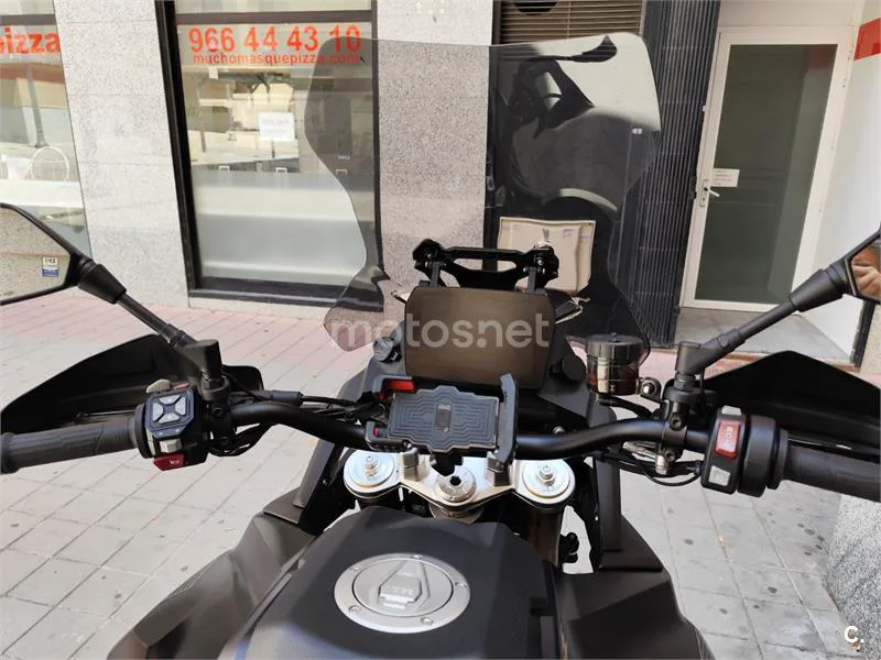 Voge 900 DSX – Vista 12
