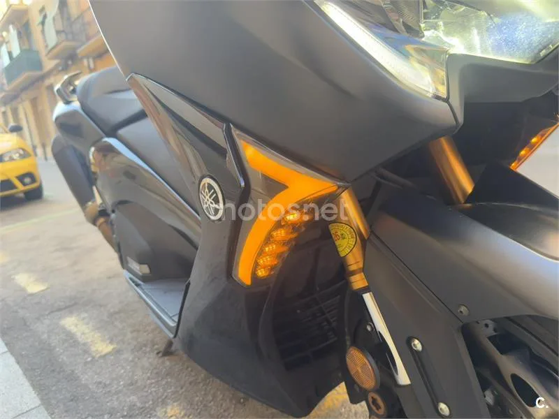 Yamaha TMAX 530 - Vista 3