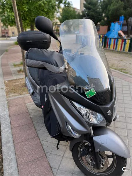 Suzuki Burgman 125 1599 € 2014 Madrid - 1