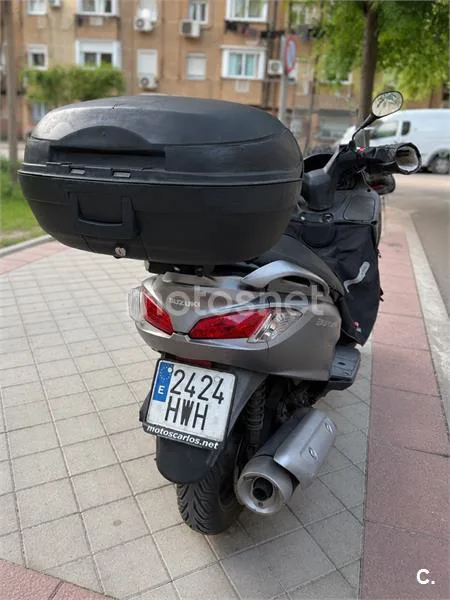 Suzuki Burgman 125 - Vista 4