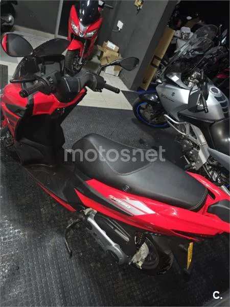 Aprilia SXR 50 – Vista 4