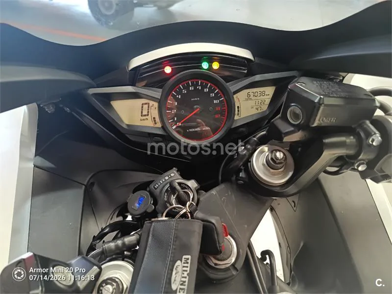 Honda VFR1200F - Vista 9