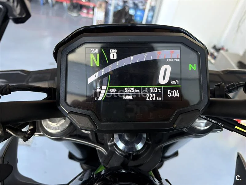 Kawasaki Z650 - Vista 5