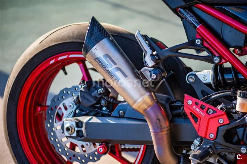 Kawasaki Z900 - Vista 4