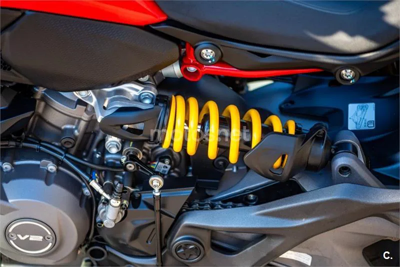 Ducati Monster - Vista 5