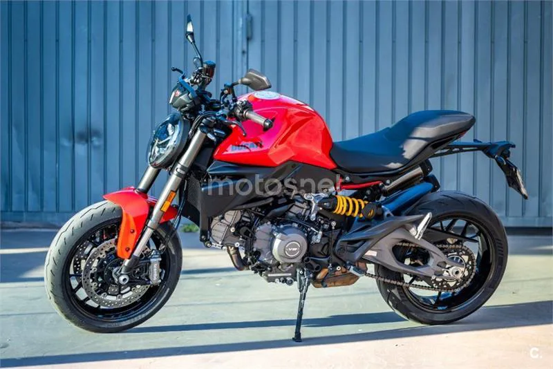 Ducati Monster - Vista 8