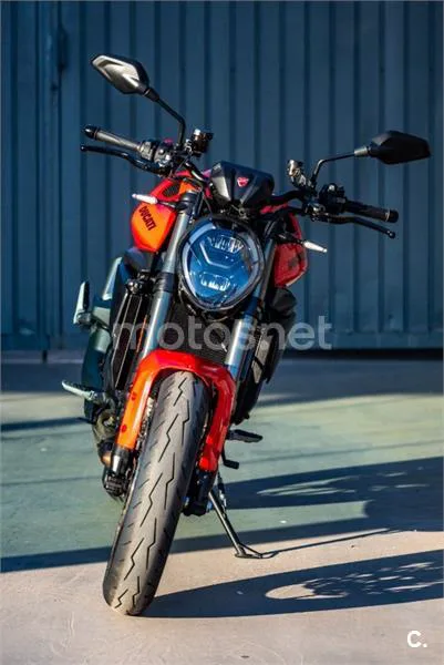 Ducati Monster - Vista 10