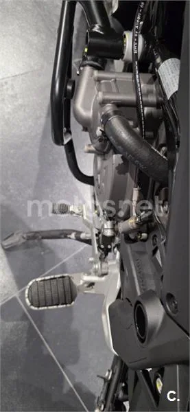 Ducati DesertX - Vista 6