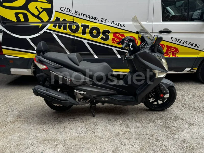 SYM Joymax 300 2599 € 2013 Girona - 1