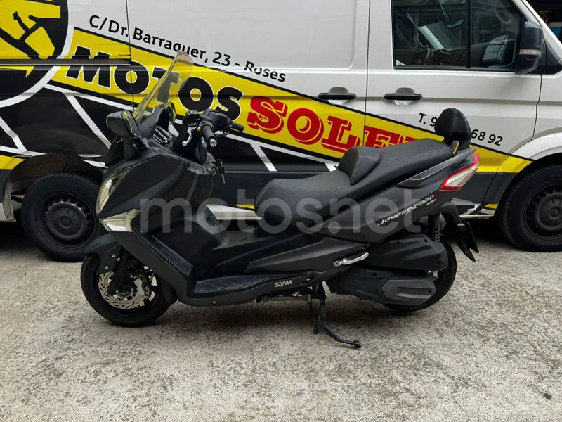 SYM Joymax 300 2599 € 2013 Girona - 2