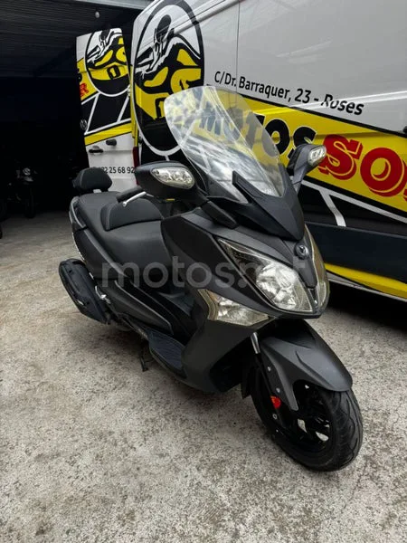 SYM Joymax 300 - Vista 4