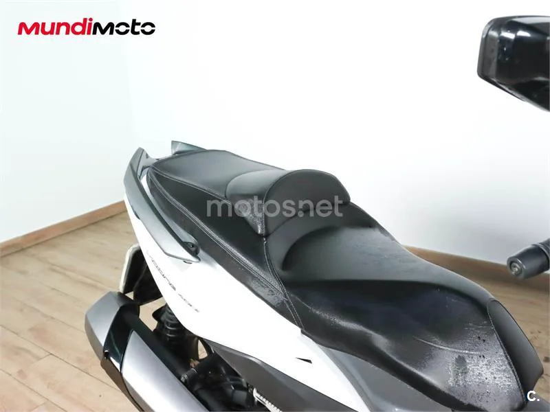 Kymco Xciting 400 - Vista 44