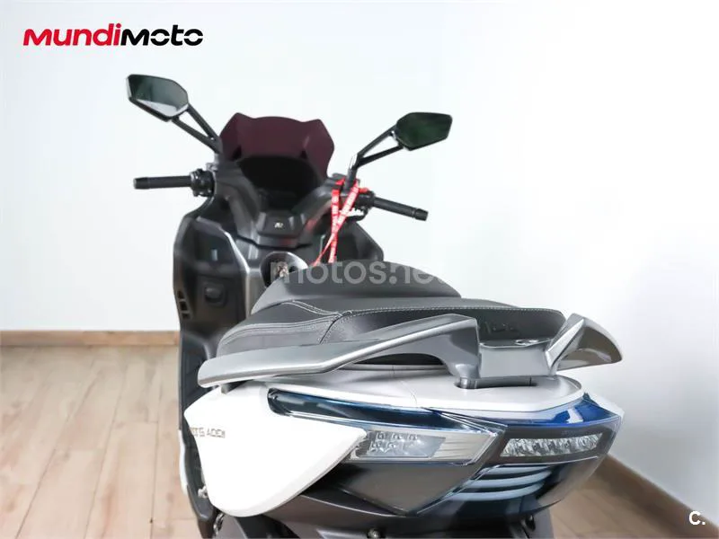 Kymco Xciting 400 - Vista 9
