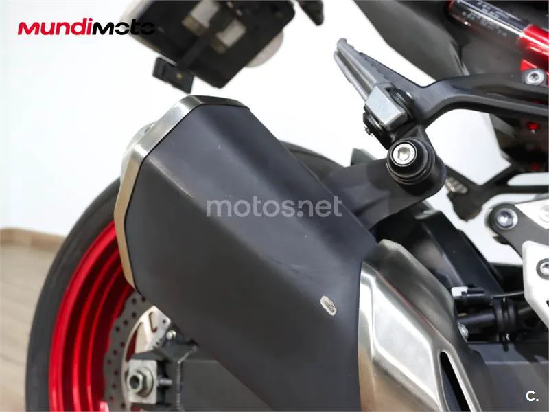 Kawasaki Z900 - Vista 14