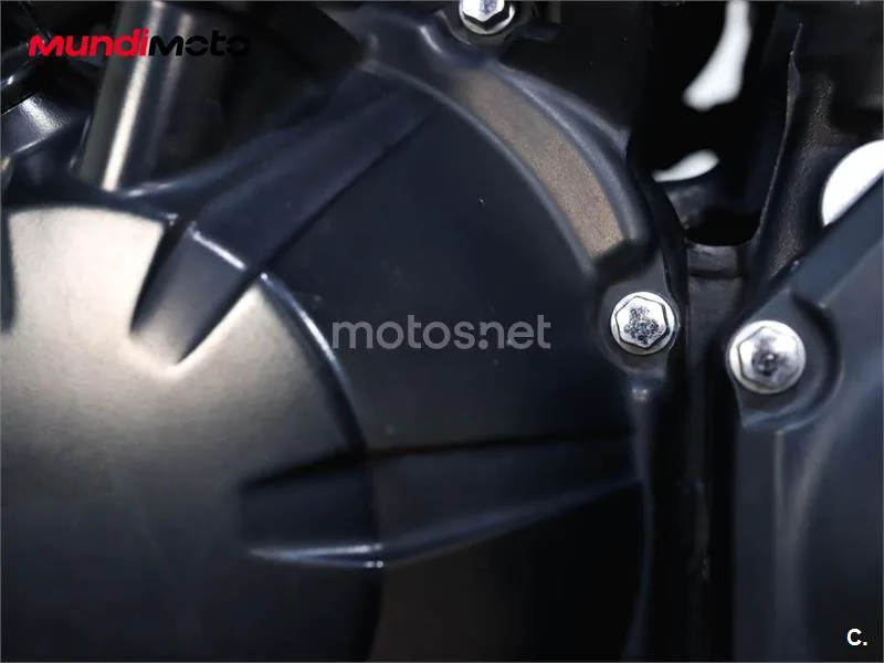 Kawasaki Z900 - Vista 20