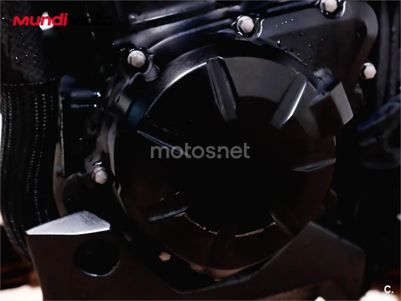 Kawasaki Z900 - Vista 49