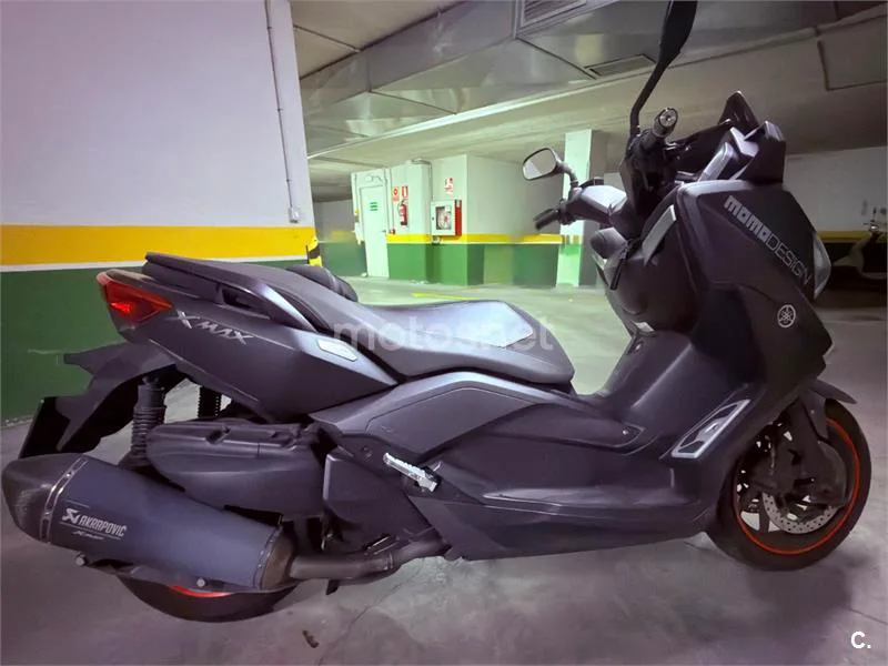 Yamaha XMAX 400 - Vista 3