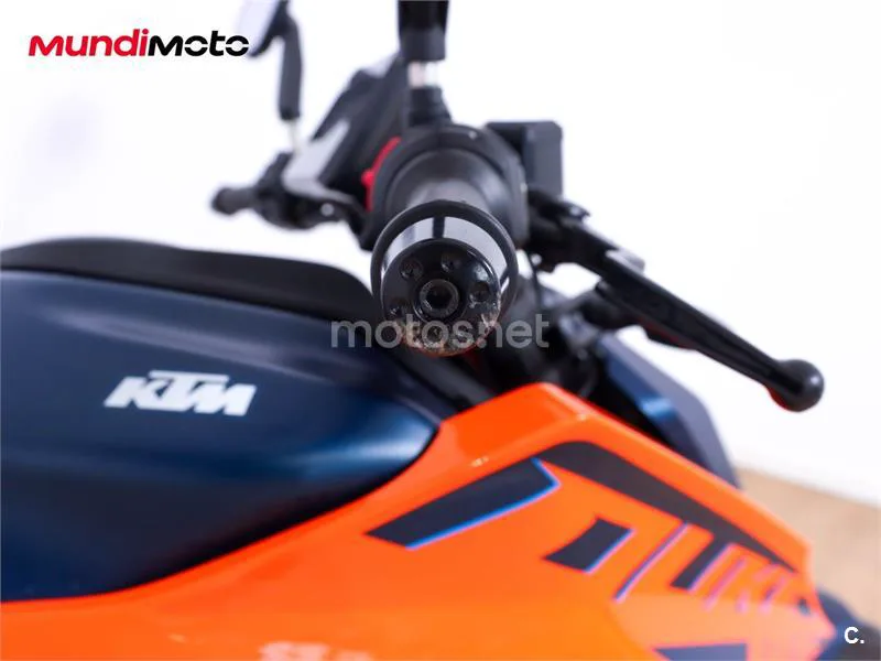 KTM 125 – Vista 14