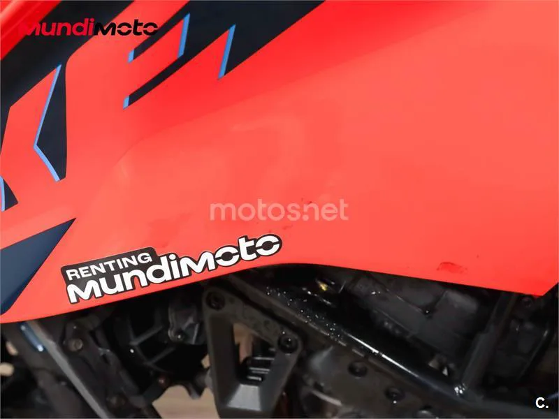 KTM 125 – Vista 22