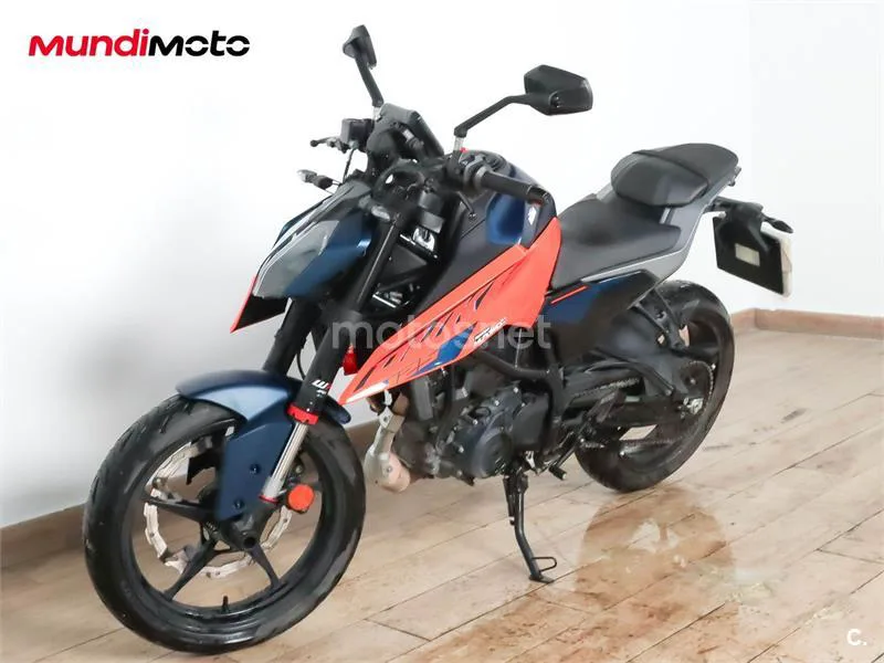 KTM 125 – Vista 7