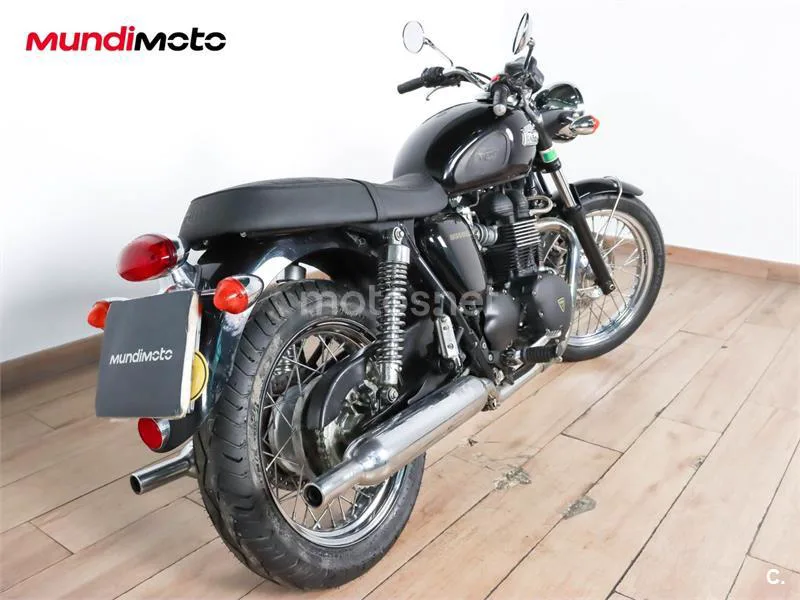 Triumph Bonneville T100 - Vista 3