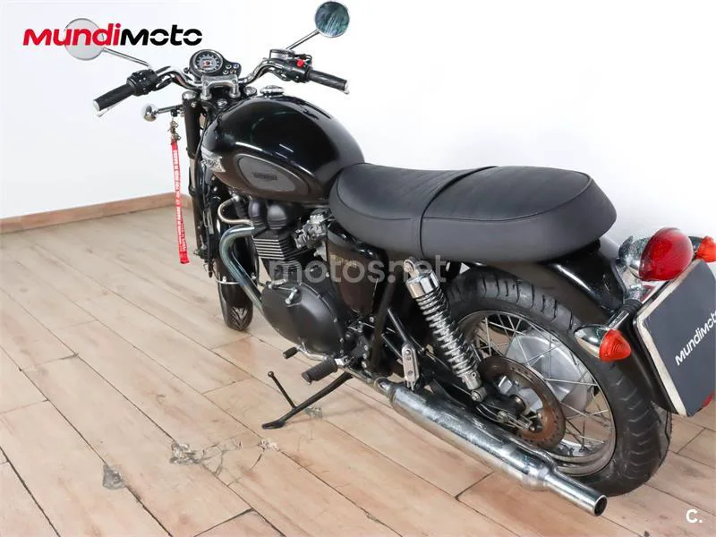 Triumph Bonneville T100 - Vista 8