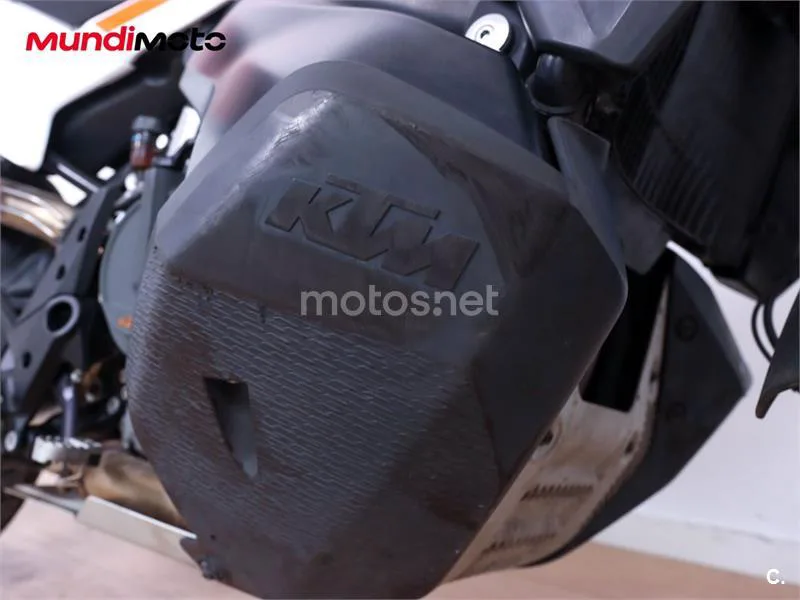 KTM 790 – Vista 28