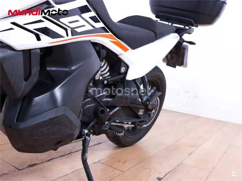 KTM 790 – Vista 10