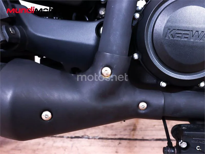 Keeway V 302 C – Vista 15