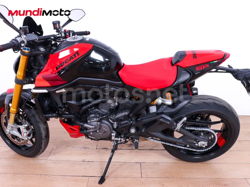 Ducati Monster - Vista 6