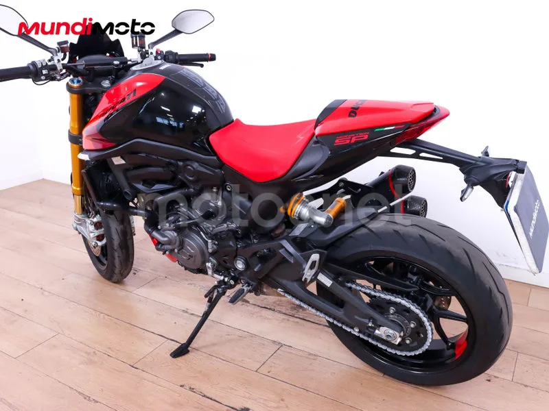 Ducati Monster - Vista 8