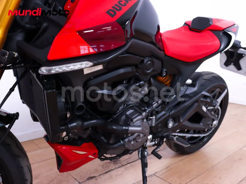 Ducati Monster - Vista 10
