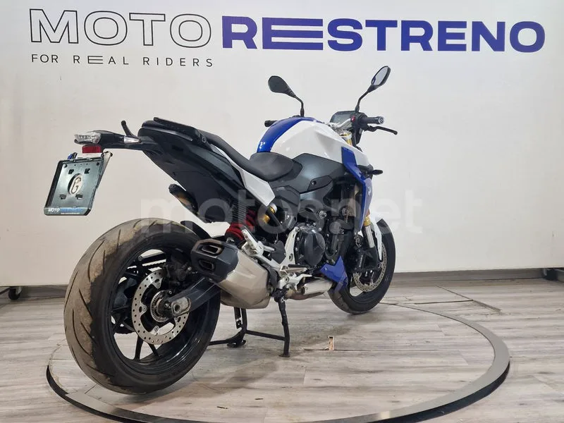 BMW F 900 R - Vista 7