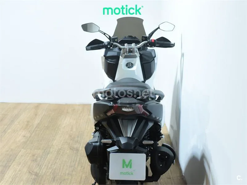 SYM ADX 300 - Vista 6
