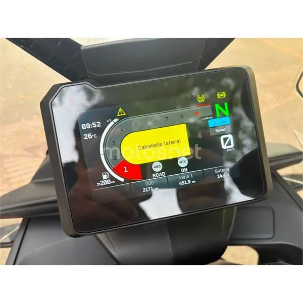 KTM 790 – Vista 4