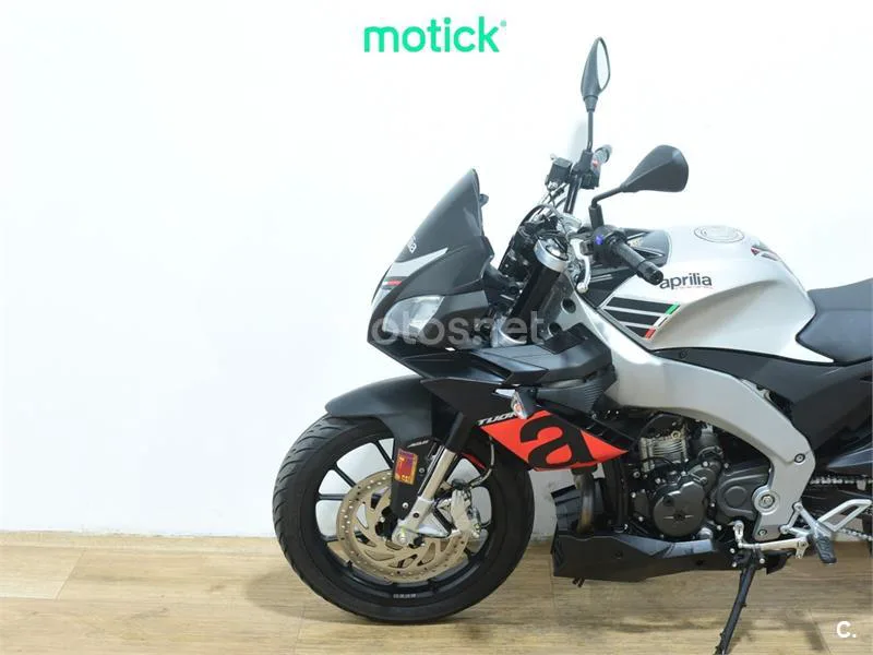 Aprilia Tuono 125 - Vista 8