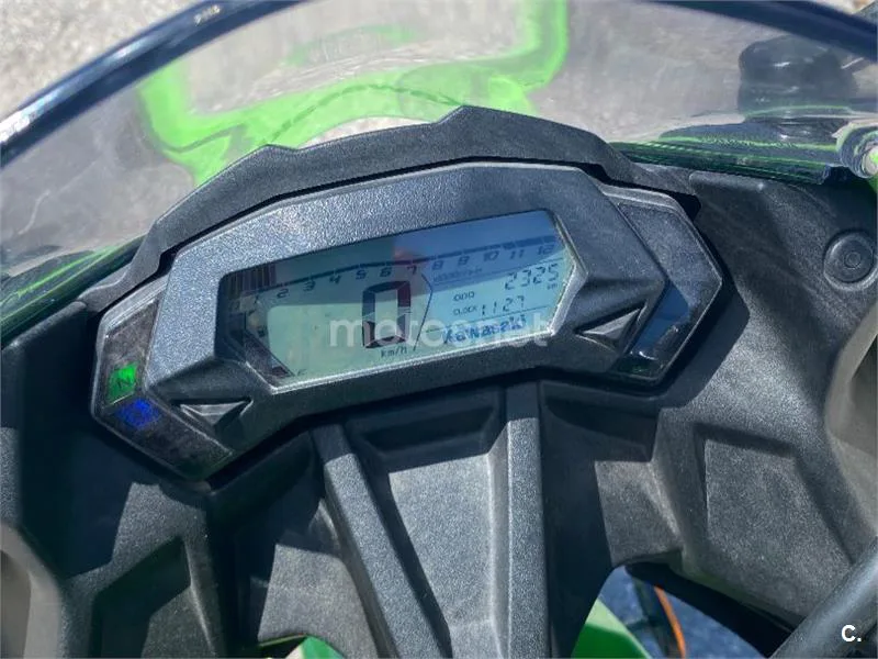 Kawasaki Ninja 125 - Vista 5