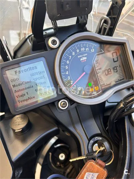 KTM 1090 Adventure – Vista 10