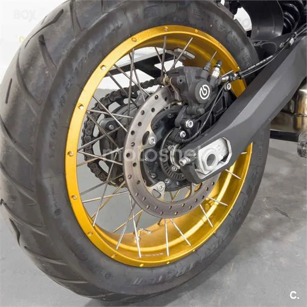 Voge 900 DSX – Vista 22