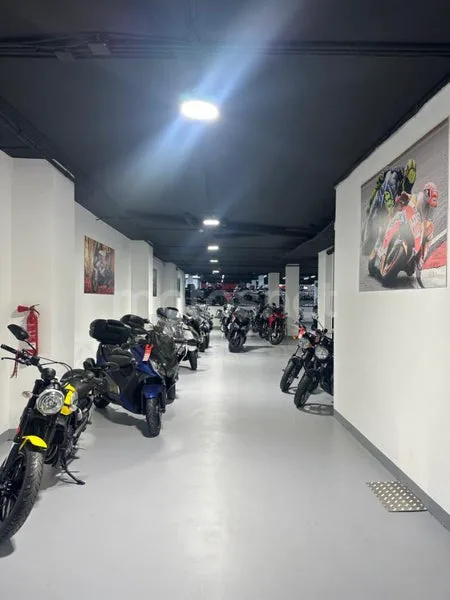 BMW S 1000 XR - Vista 20