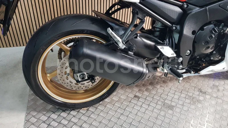 Yamaha Fazer 8 - Vista 12