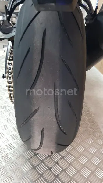 Yamaha Fazer 8 - Vista 32