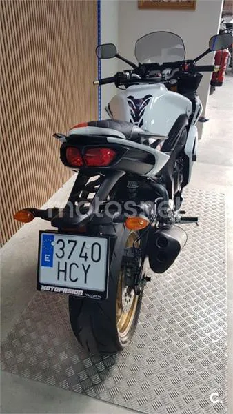 Yamaha Fazer 8 - Vista 5