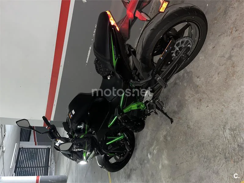 Kawasaki Z650 - Vista 4