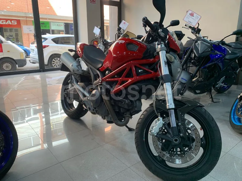 Ducati Monster 696 3999 € 2008 Albacete - 2