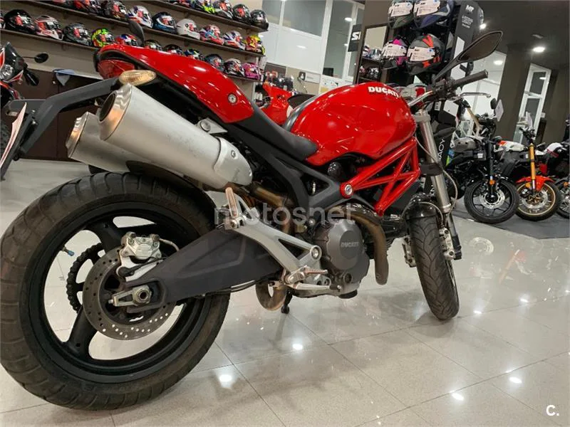 Ducati Monster 696 - Vista 11