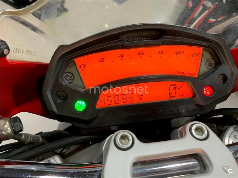 Ducati Monster 696 - Vista 13