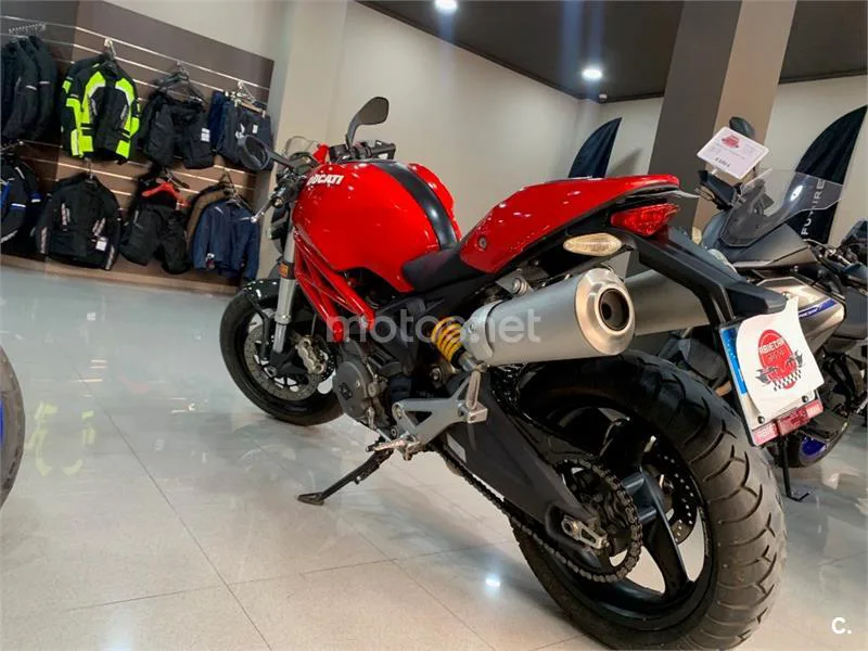 Ducati Monster 696 - Vista 7